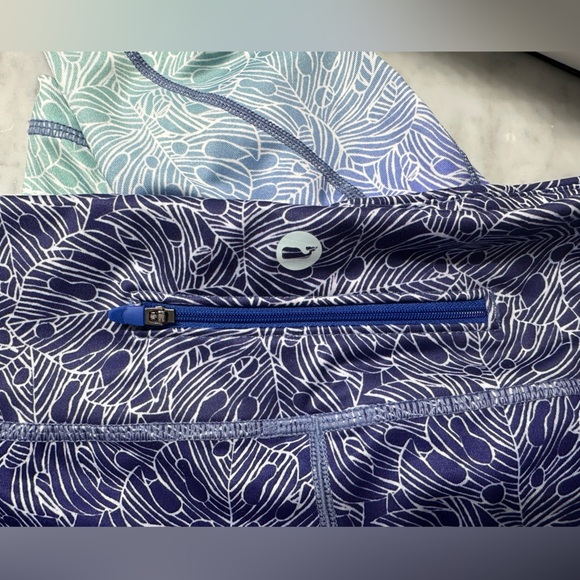 Vineyard Vinny Vines Monstera Linear Cropped Leggings Small NWOT - Picture 2 of 6